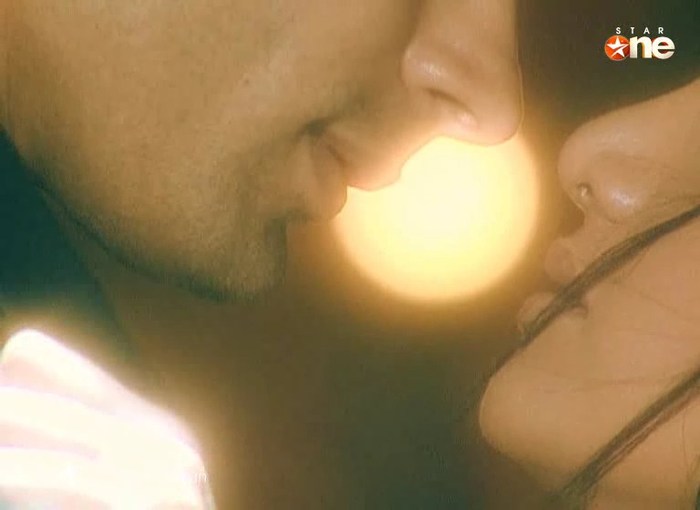 273 - DILL MILL GAYYE KaSh As ArSh Re-Creation Room Shilpa Dances Kapz