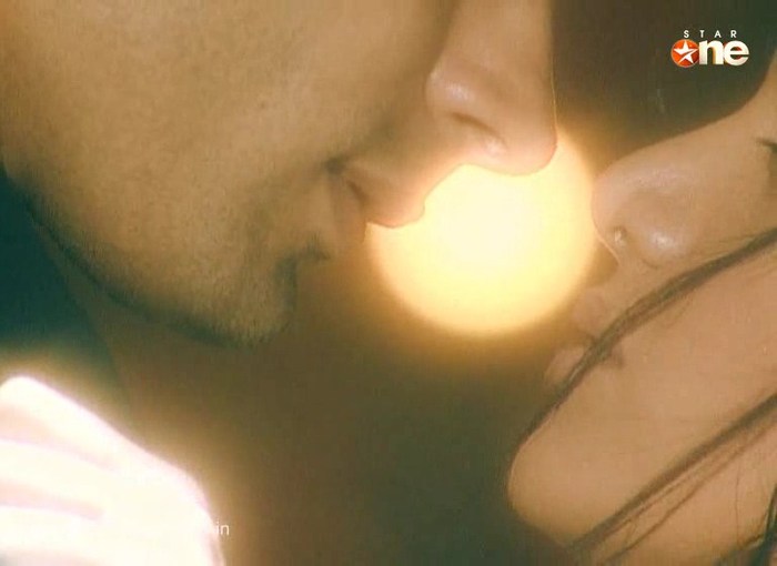 275 - DILL MILL GAYYE KaSh As ArSh Re-Creation Room Shilpa Dances Kapz