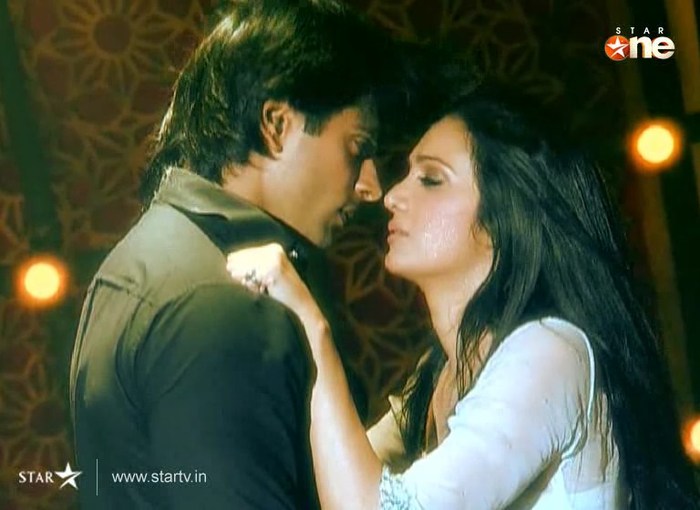 288 - DILL MILL GAYYE KaSh As ArSh Re-Creation Room Shilpa Dances Kapz