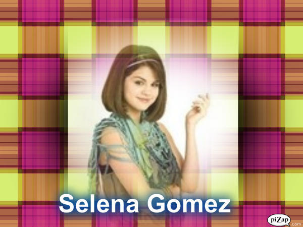  - 1 Album pentru Selena Gomez182011