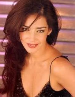 images (26) - Paola Krum