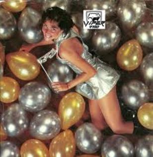 images (73) - Paola Krum