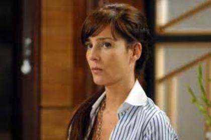 images (77) - Paola Krum
