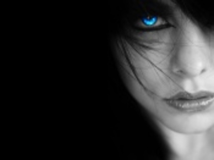 black_and_white_blue_eye-t1
