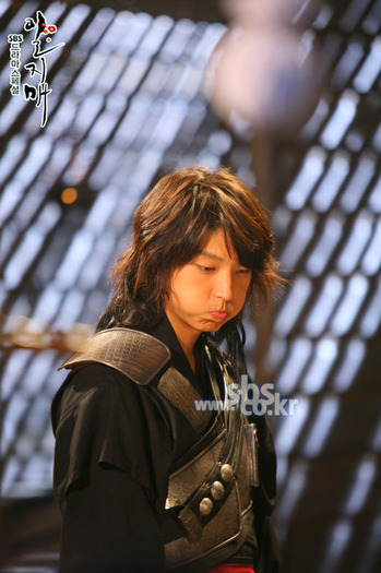 a7734e4a98f426da83025c2 - bj---iljimae---jb