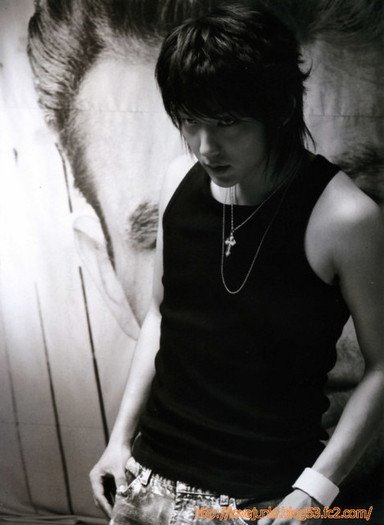 kb12fa3zb3 - a---lee jung ki---a