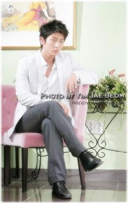 white12gv2 - a---lee jung ki---a