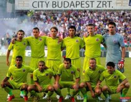 images (17) - fan steaua bucuresti