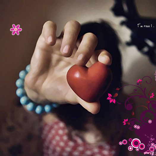 Dar se opri la timp. Fata se transforma inapoi in om.