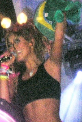 -_anahi_exclu_braziil_516900