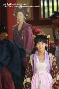  - 1 S-a terminat Kim suro