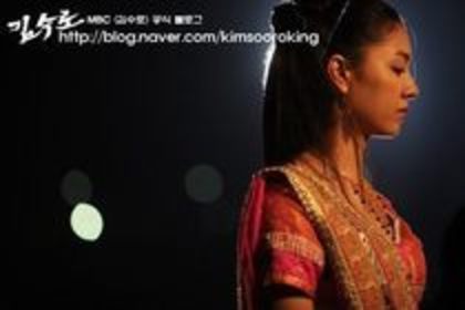 HwangOk (9) - 1 S-a terminat Kim suro