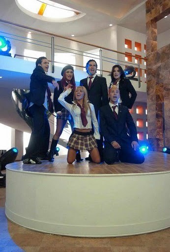 Rebelde (4)