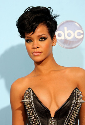 Rihanna Make up by me