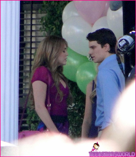 Miley Cyrus (11) - x - Miley Cyrus oo1