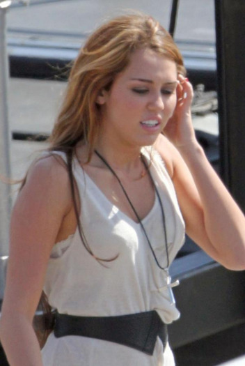 Miley Cyrus (45)
