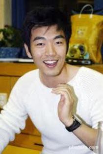 Lee Jong Hyuk
