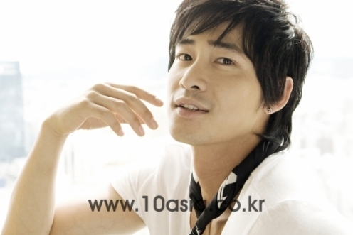 Kang Ji Hwan