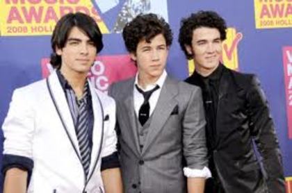 jonas brothers zambind - Jonas Brothers