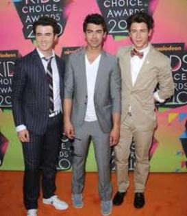 jonas brothers