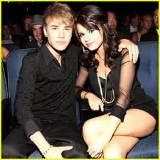 justin&selena - Justin Bieber