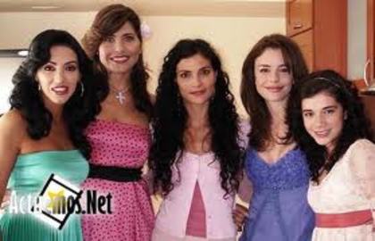 images (74) - Ana Maria Orozco