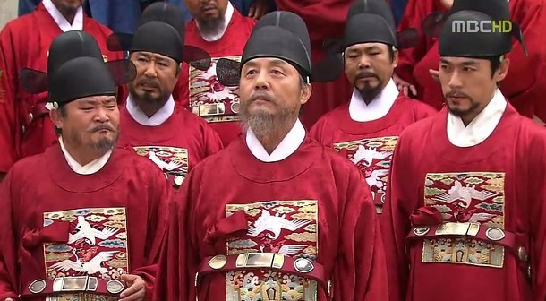 e timpul sa  le interogam,maiestate!