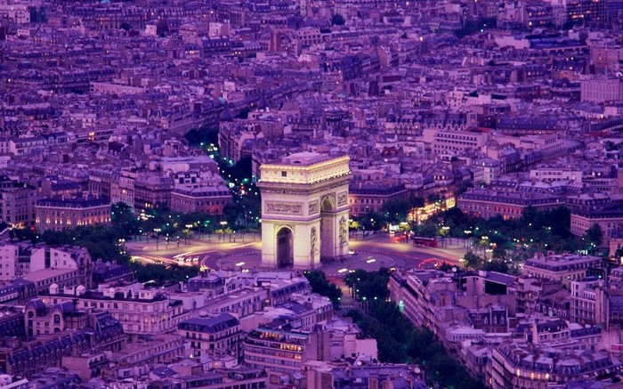Arc_de_Triomphe-Paris_France_3 - Peisaje1