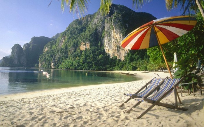 Phuket_beaches_Thailand