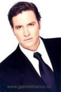 images (51) - Ricardo Velez