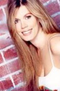 images (52) - Lorna Paz