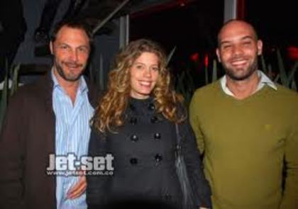 images (36) - Lorna Paz
