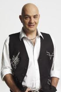 images (62) - Julian Arango