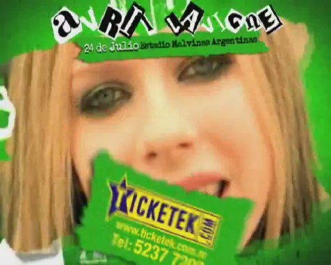 bscap0111 - Avril Lavigne en Buenos Aires 2011 - Black Star Tour commercial