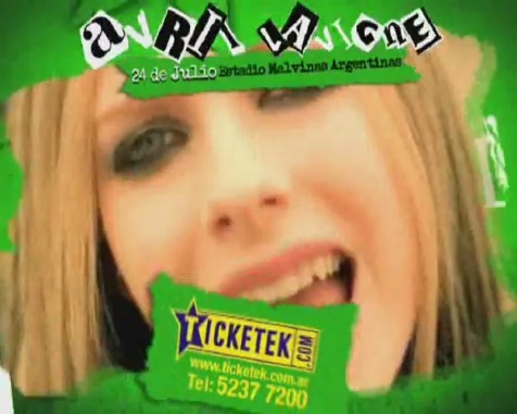 bscap0113 - Avril Lavigne en Buenos Aires 2011 - Black Star Tour commercial