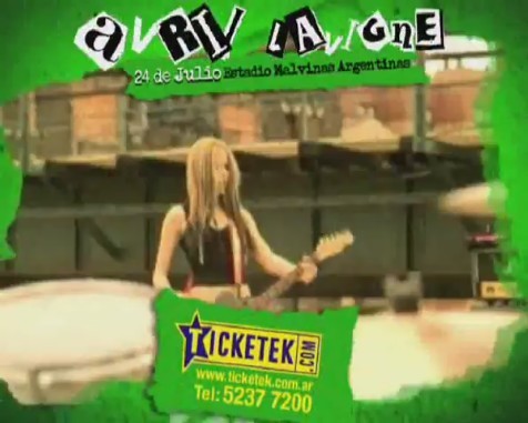 bscap0121 - Avril Lavigne en Buenos Aires 2011 - Black Star Tour commercial