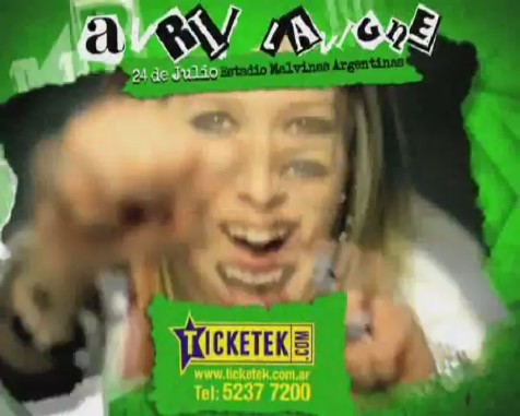 bscap0138 - Avril Lavigne en Buenos Aires 2011 - Black Star Tour commercial