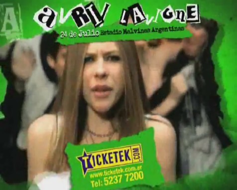 bscap0168 - Avril Lavigne en Buenos Aires 2011 - Black Star Tour commercial