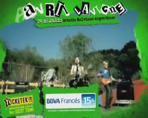 bscap0242 - Avril Lavigne en Buenos Aires 2011 - Black Star Tour commercial