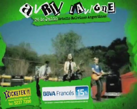 bscap0244 - Avril Lavigne en Buenos Aires 2011 - Black Star Tour commercial