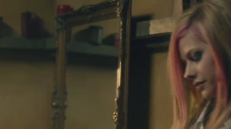 bscap0247 - Avril Lavigne - What The Hell - Caps - Part 1