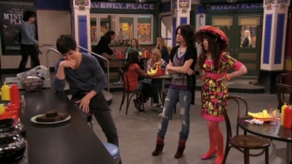 normal_009 - Wizards Of Waverly Place - Moving On - Screencaps