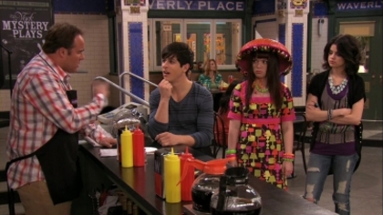 normal_013 - Wizards Of Waverly Place - Moving On - Screencaps