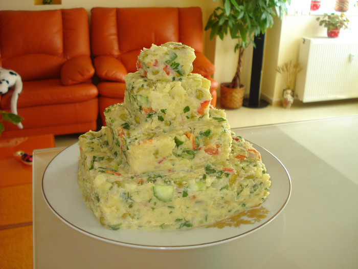 SALATA DE CRUDITATI CU MAIONEZA