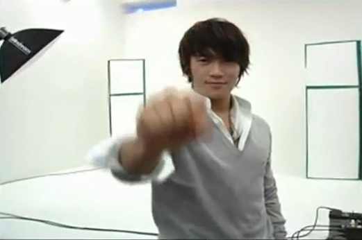 40476798_VDKAXNLTL - a---ji sung---a
