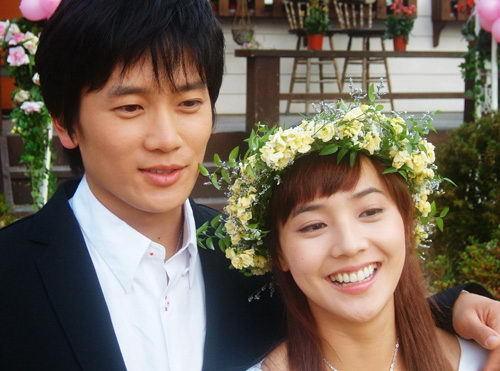hinews20050630cs19 - a---ji sung---a