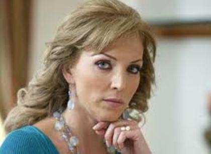 images (22) - Laura Flores