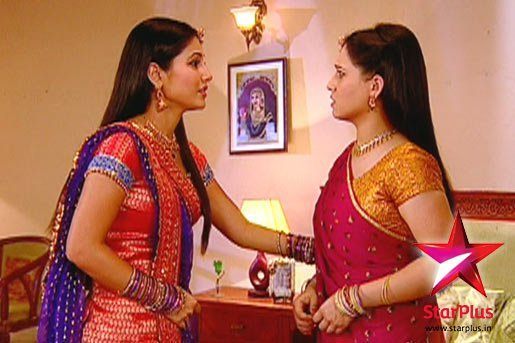 41228_152279008117358_114283105250282_485308_7613378_n - xxHina Khan si Pooja Hoshi-Akshara si Varshaxx