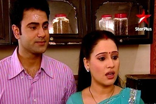 45099_156751821006375_114595291888695_505141_5559838_n - xxAther Habib si Pooja Joshixx