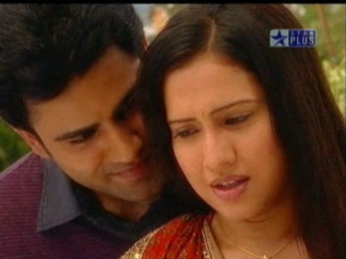 62063_161491917199032_114595291888695_533343_6525215_n - xxAther Habib si Pooja Joshixx